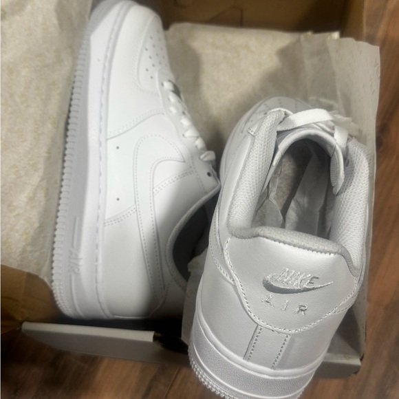 Nike Air Force 1 - Picture 5 of 5